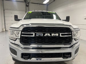 2019 RAM 3500 Tradesman Crew Cab 4x4 8&#39; Box