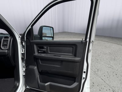 2026 RAM 3500 RAM 3500 TRADESMAN CREW CAB 4X4 8' BOX