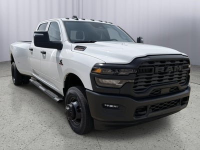 2026 RAM 3500 RAM 3500 TRADESMAN CREW CAB 4X4 8' BOX