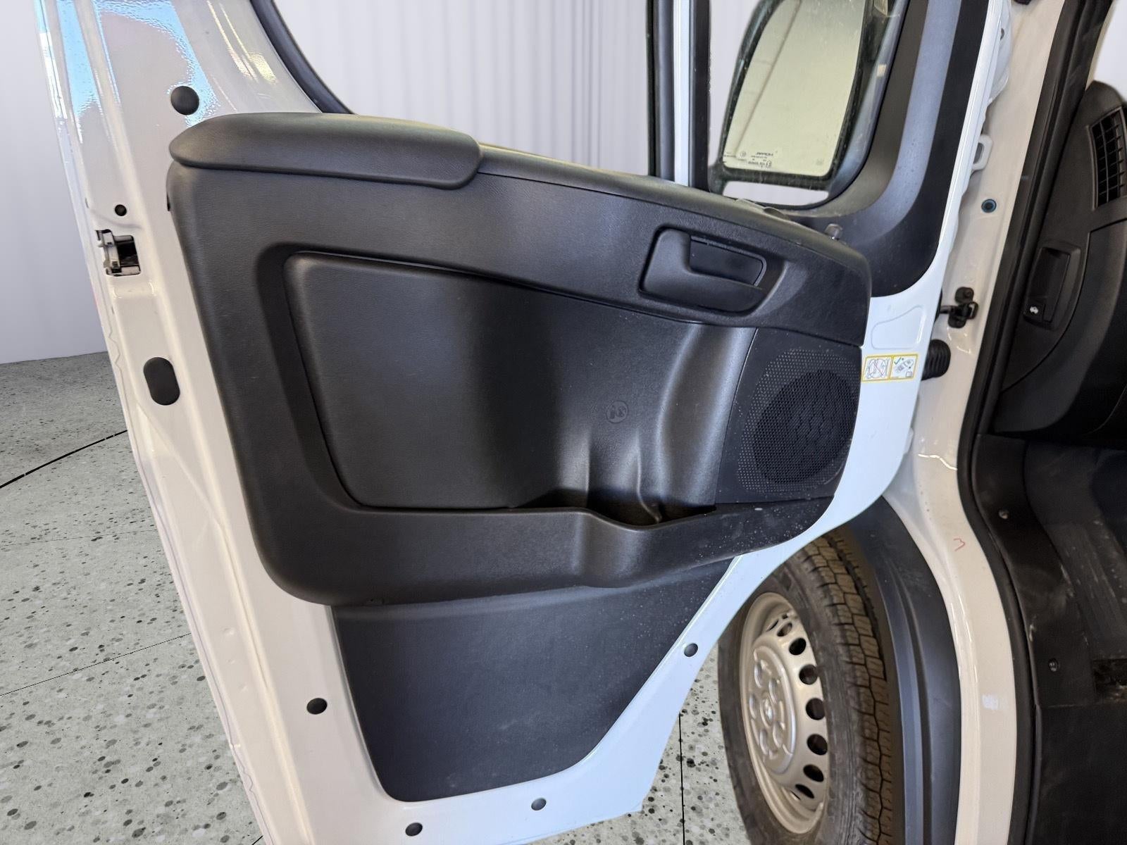 2025 RAM ProMaster 1500 Cargo Van Tradesman Low Roof 118' WB w/Pass Seat