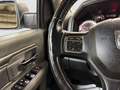 2017 RAM 1500 Big Horn Crew Cab 4x4 5'7' Box