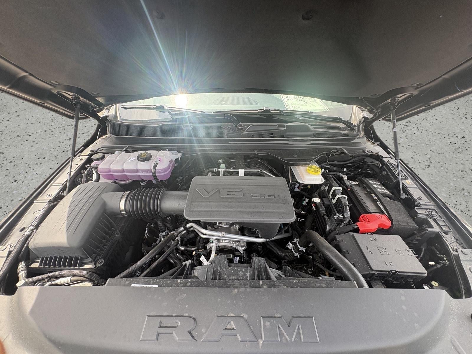 2026 RAM Ram 1500 RAM 1500 TRADESMAN CREW CAB 4X4 5'7' BOX