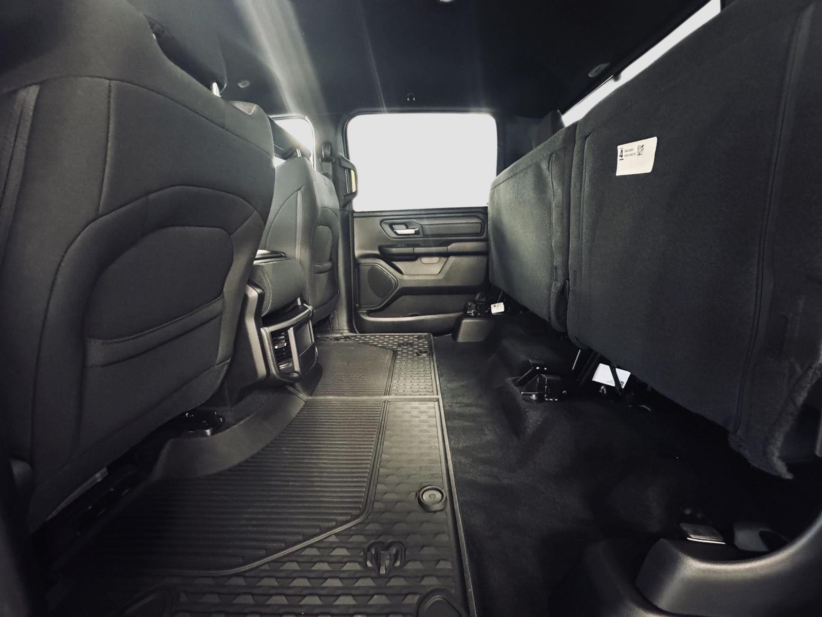 2026 RAM Ram 1500 RAM 1500 WARLOCK CREW CAB 4X4 5'7' BOX