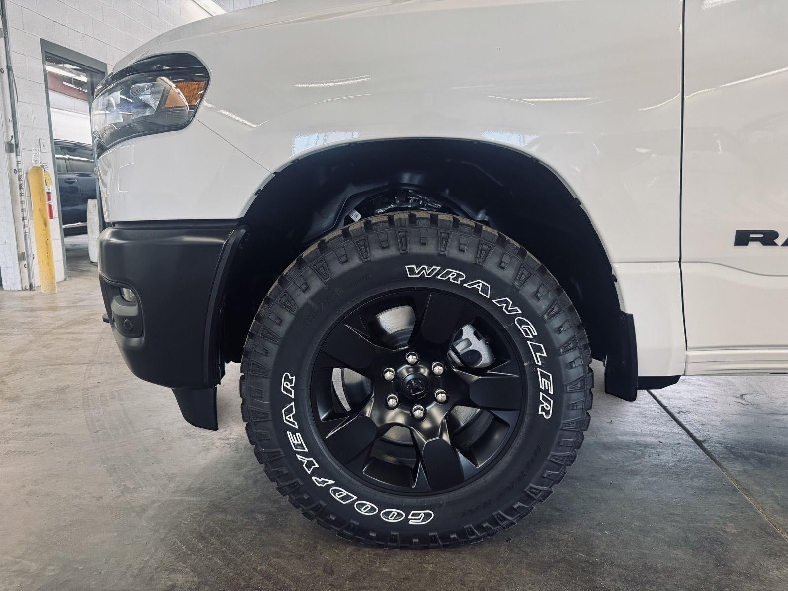 2026 RAM Ram 1500 RAM 1500 WARLOCK CREW CAB 4X4 5'7' BOX