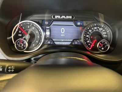 2026 RAM 1500 RAM 1500 WARLOCK CREW CAB 4X4 5'7' BOX