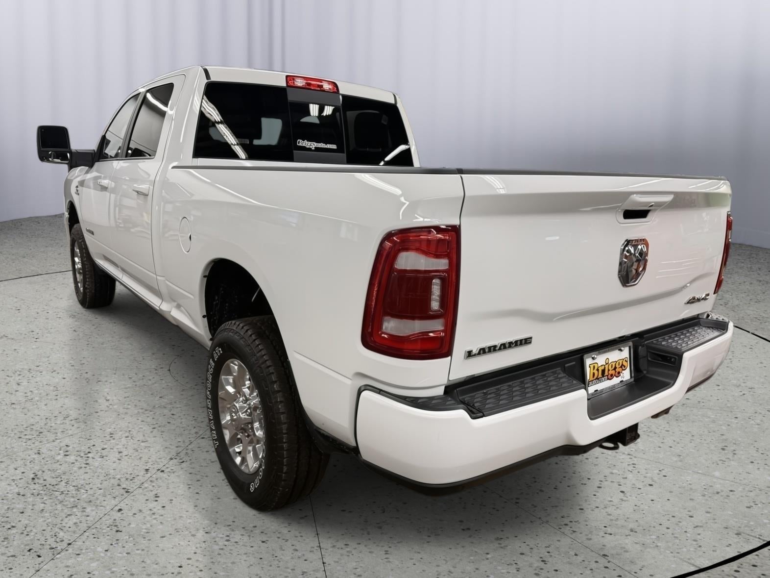 2024 RAM 2500 Laramie Crew Cab 4x4 6'4' Box