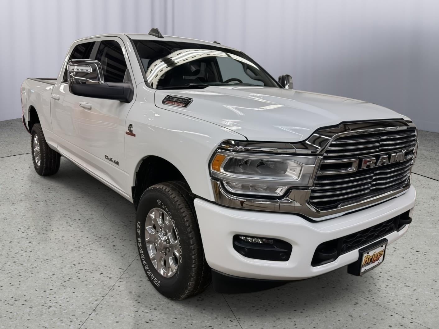 2024 RAM 2500 Laramie Crew Cab 4x4 6'4' Box