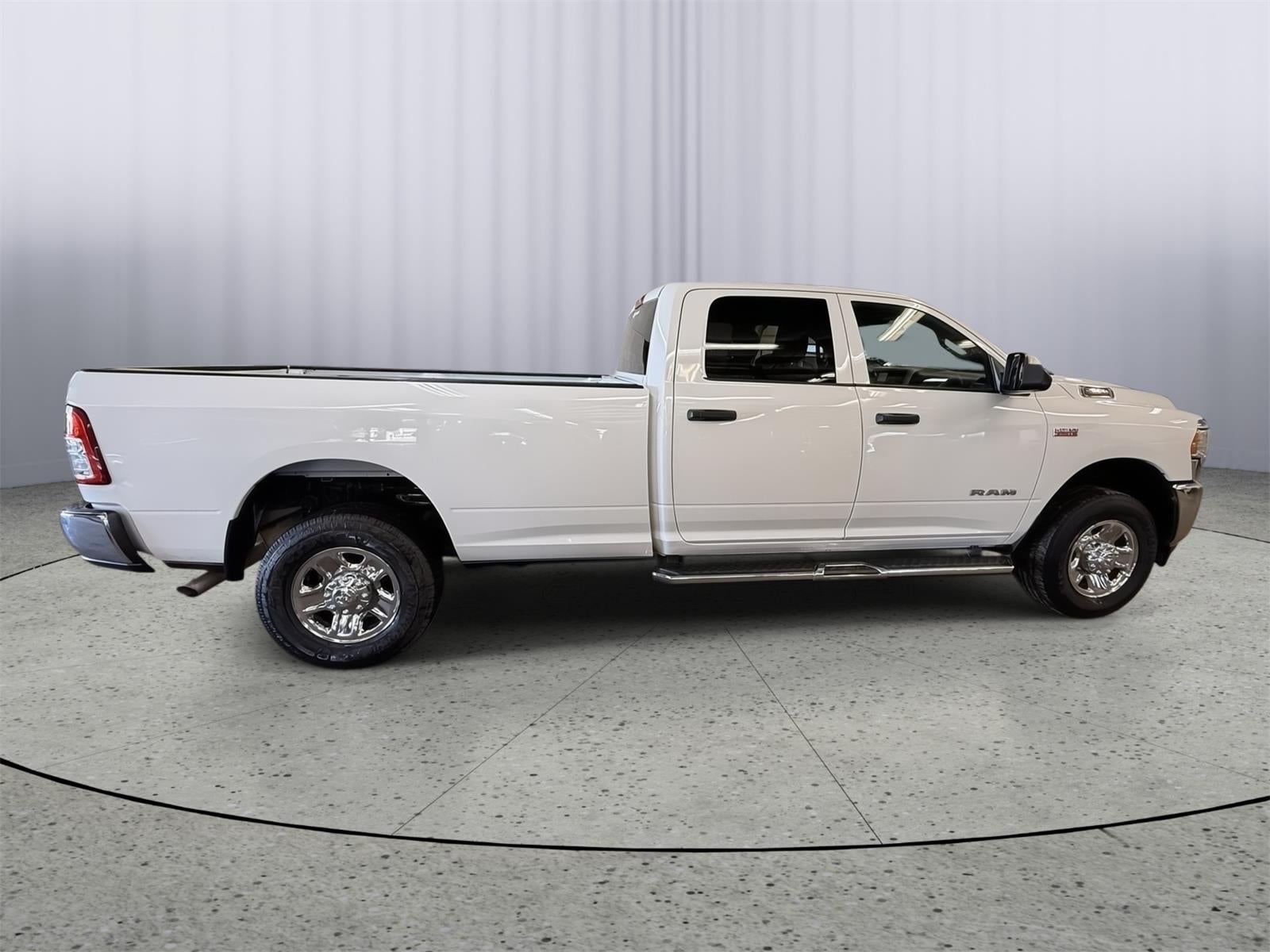 2022 RAM 2500 Tradesman Crew Cab 4x4 8' Box