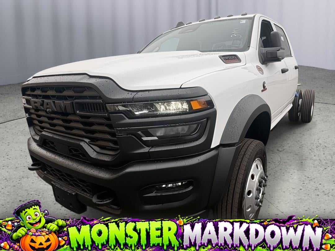 2027 RAM 4500 Chassis Cab RAM 4500 TRADESMAN CHASSIS CREW CAB 4X2 60' CA