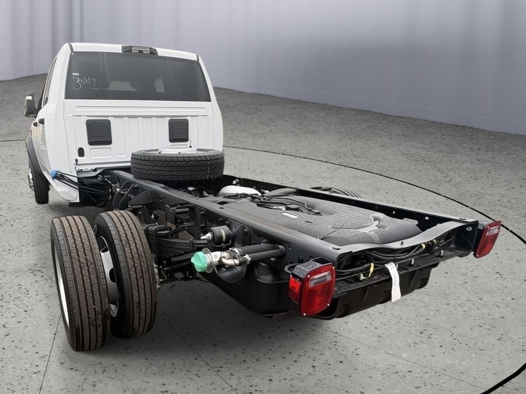 2027 RAM 4500 Chassis Cab RAM 4500 TRADESMAN CHASSIS CREW CAB 4X2 60' CA