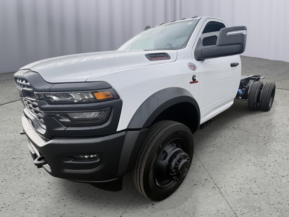 2027 RAM 4500 Chassis Cab RAM 4500 TRADESMAN CHASSIS REGULAR CAB 4X4 84' CA