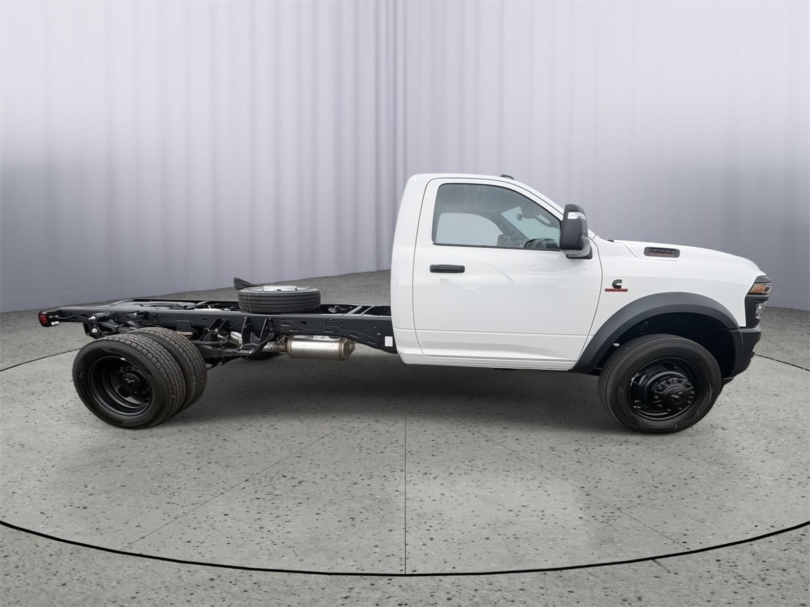 2027 RAM 4500 Chassis Cab RAM 4500 TRADESMAN CHASSIS REGULAR CAB 4X4 84' CA