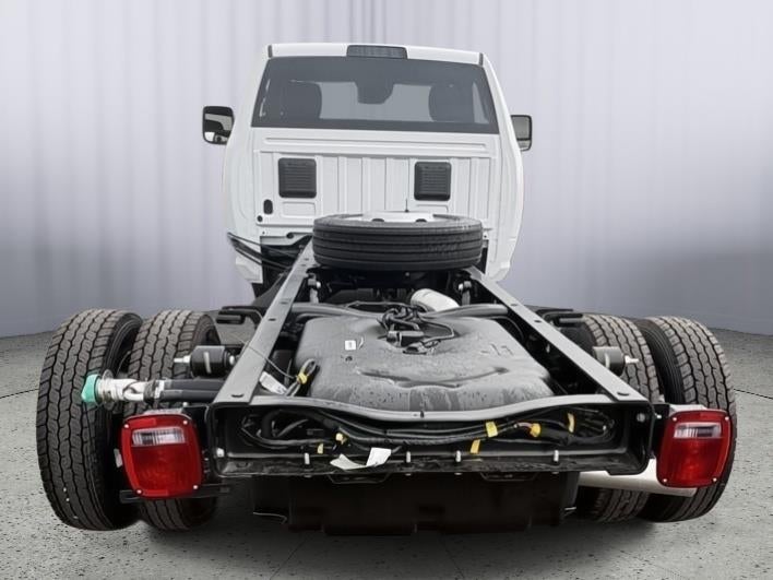2027 RAM 4500 Chassis Cab RAM 4500 TRADESMAN CHASSIS REGULAR CAB 4X4 84' CA