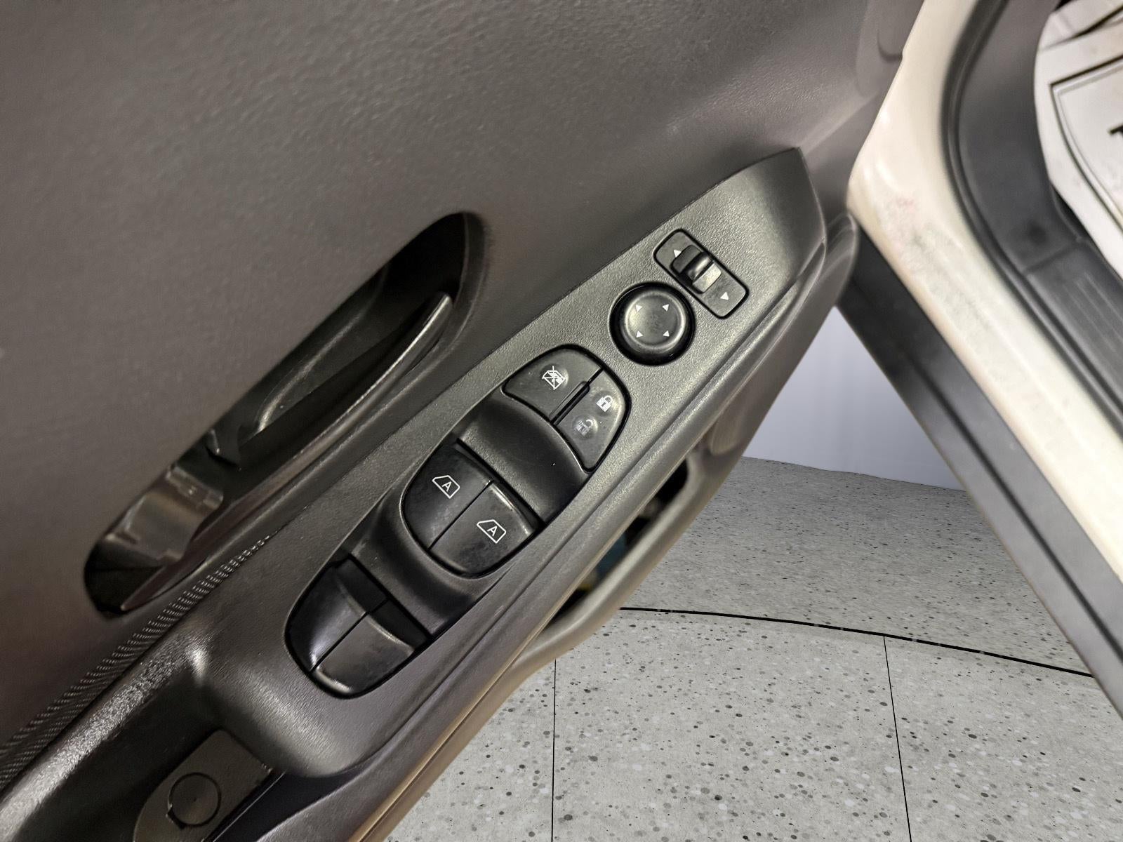 2020 Nissan Kicks S Xtronic CVT