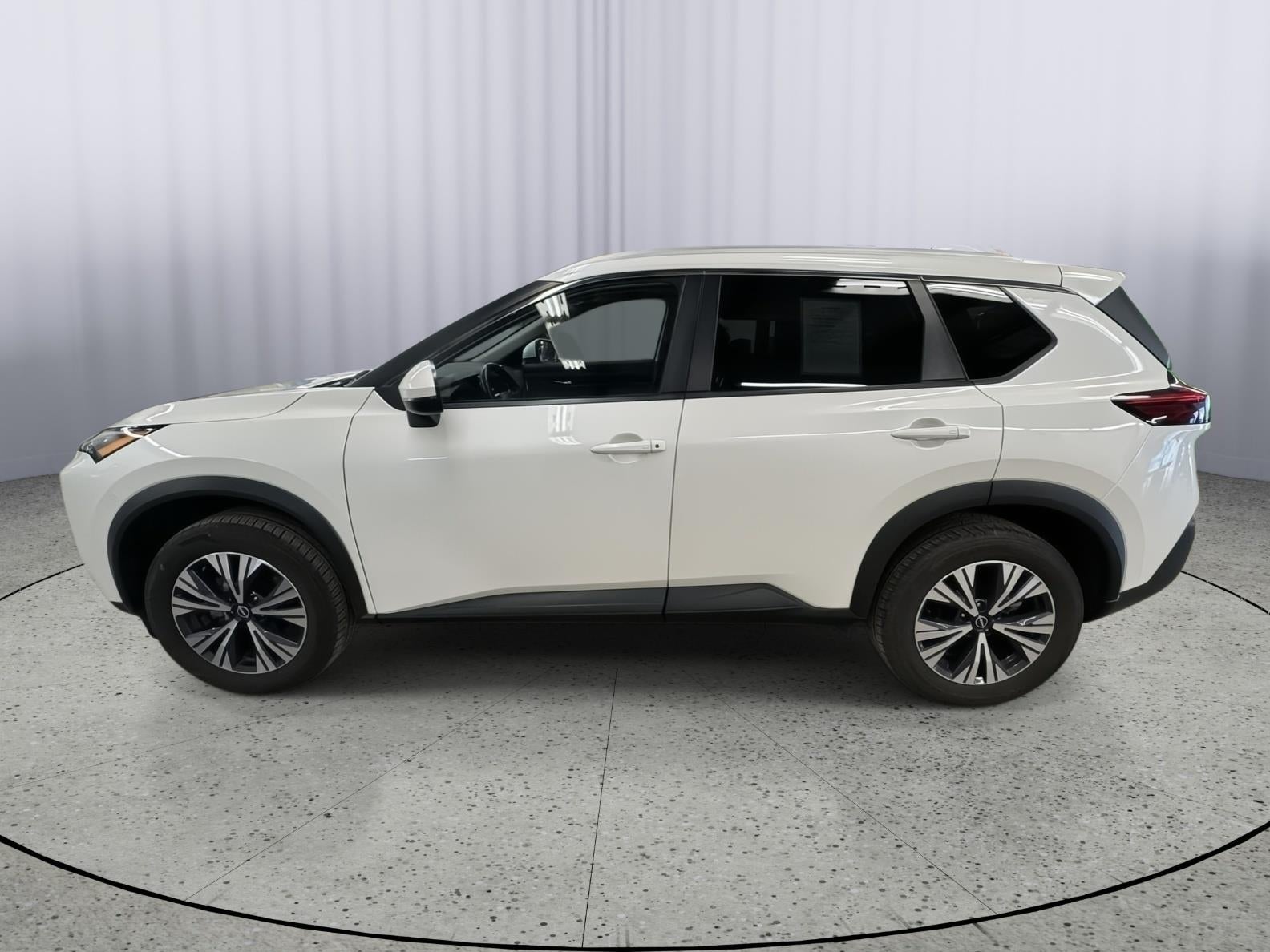 2022 Nissan Rogue SV FWD