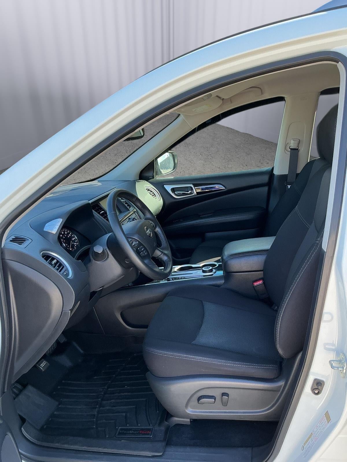 2020 Nissan Pathfinder SV 4WD