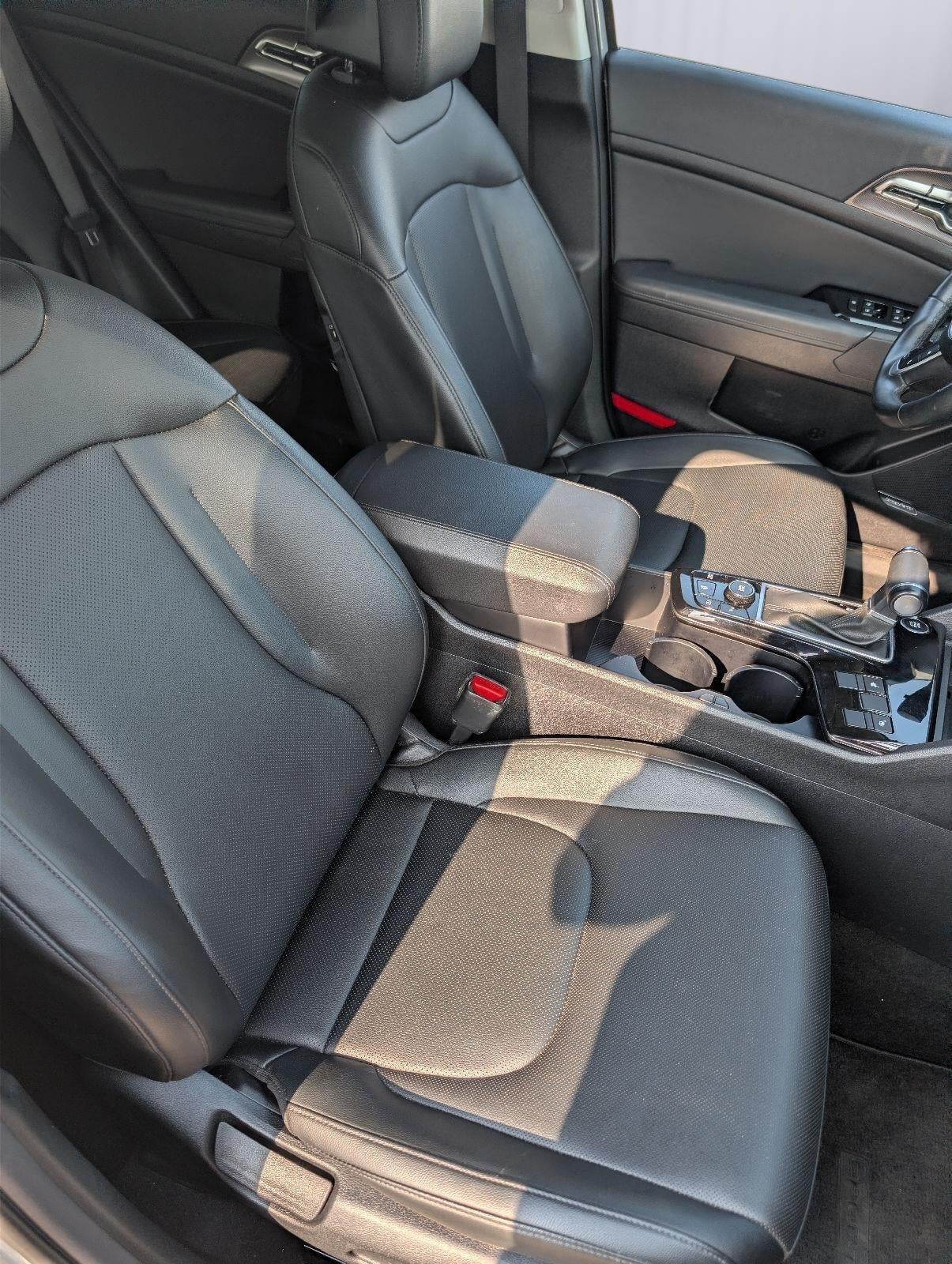2025 Kia Sportage SX