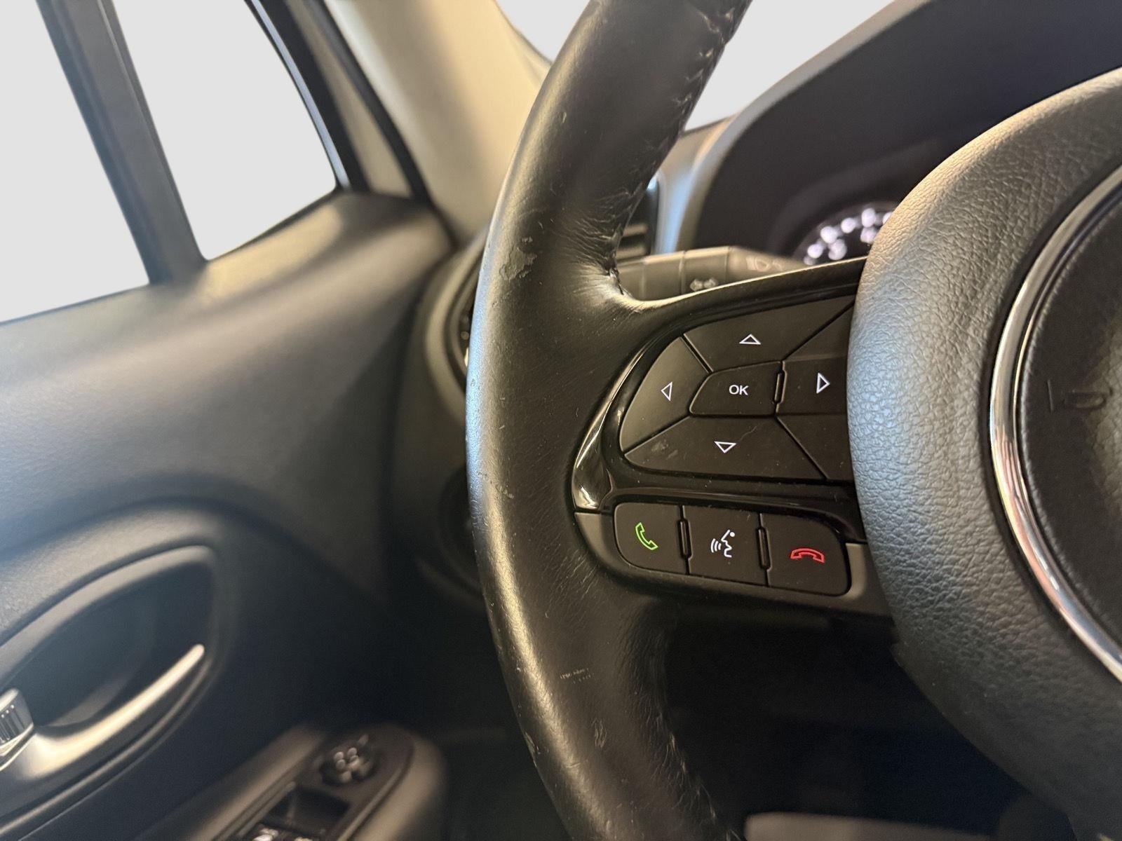 2019 Jeep Renegade Altitude FWD