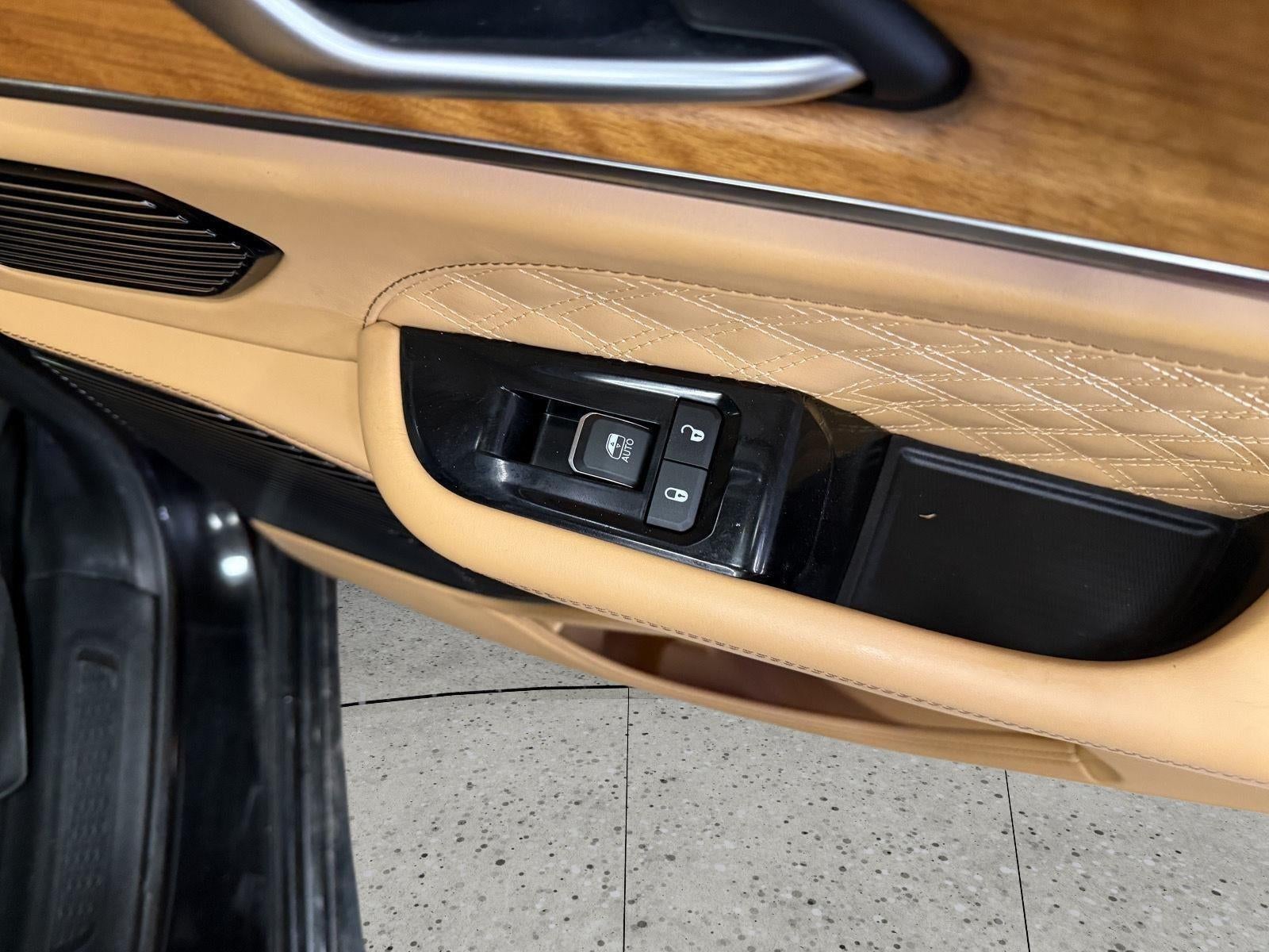 2022 Jeep Grand Cherokee Summit Reserve