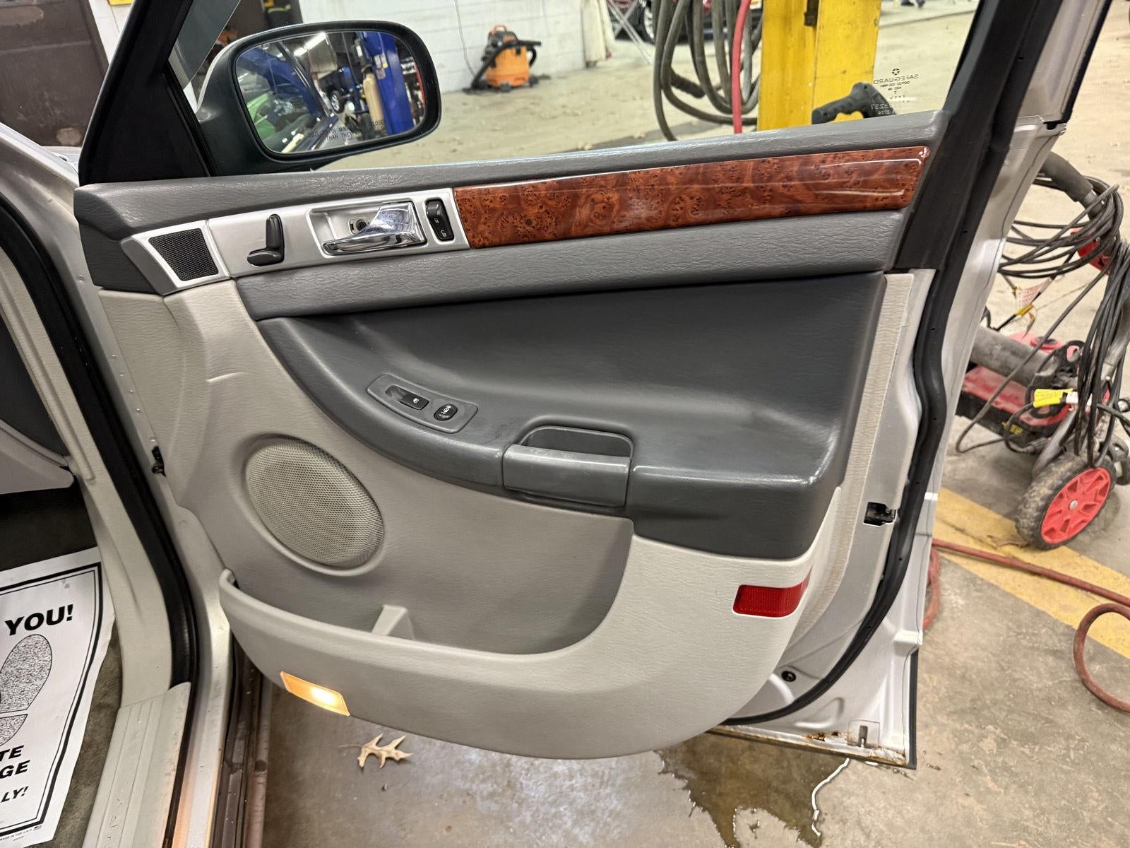 2007 Chrysler Pacifica Touring