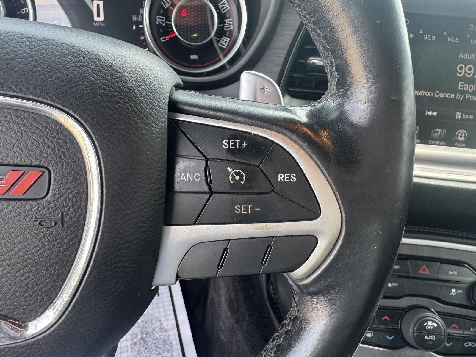 2015 Dodge Challenger SXT
