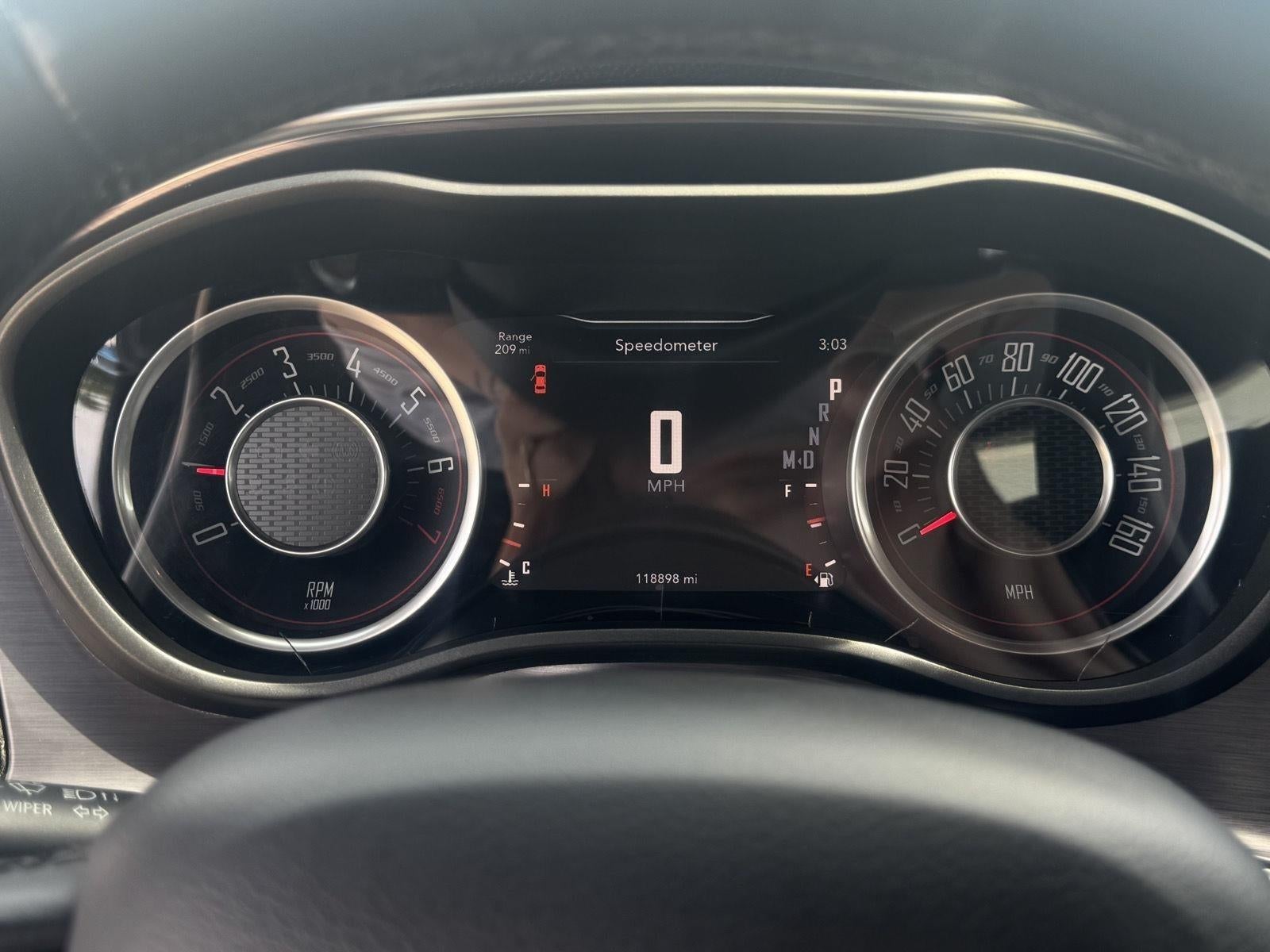 2015 Dodge Challenger SXT