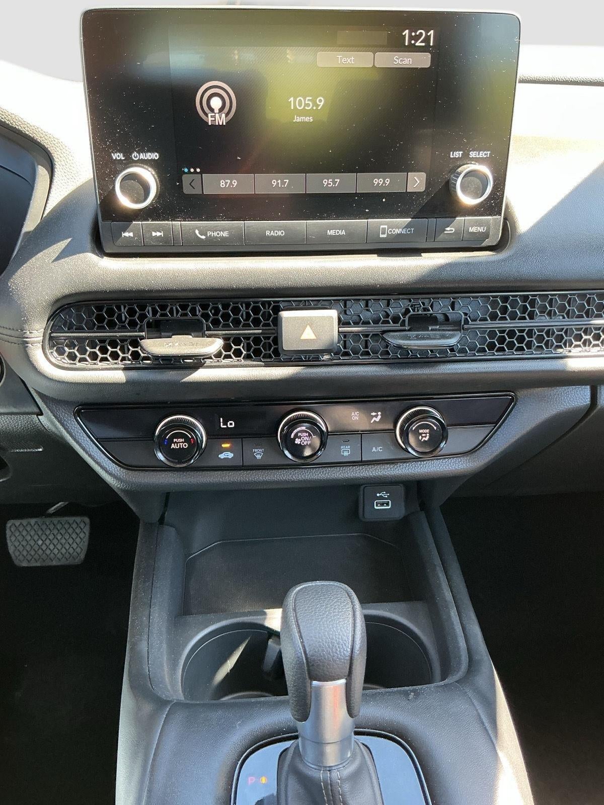 2025 Honda HR-V LX
