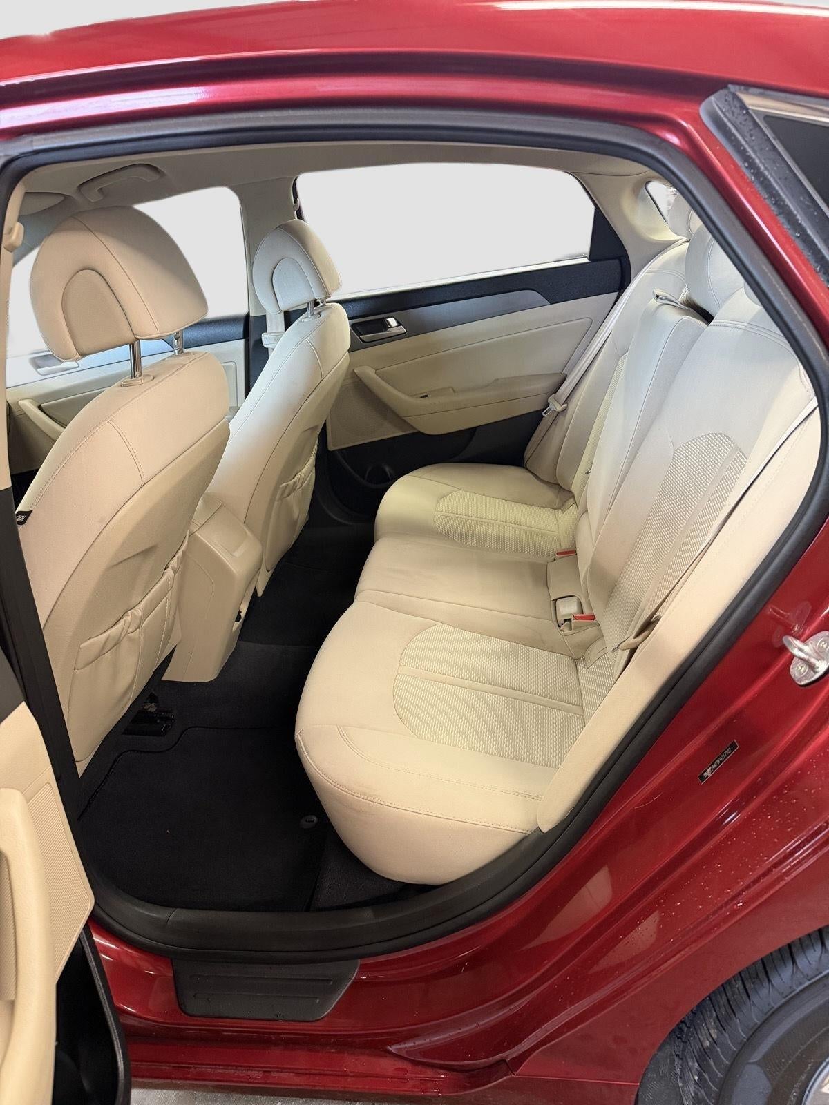 2015 Hyundai Sonata 2.4L SE