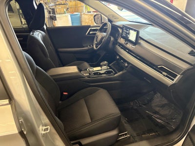 2025 Mitsubishi Outlander ES