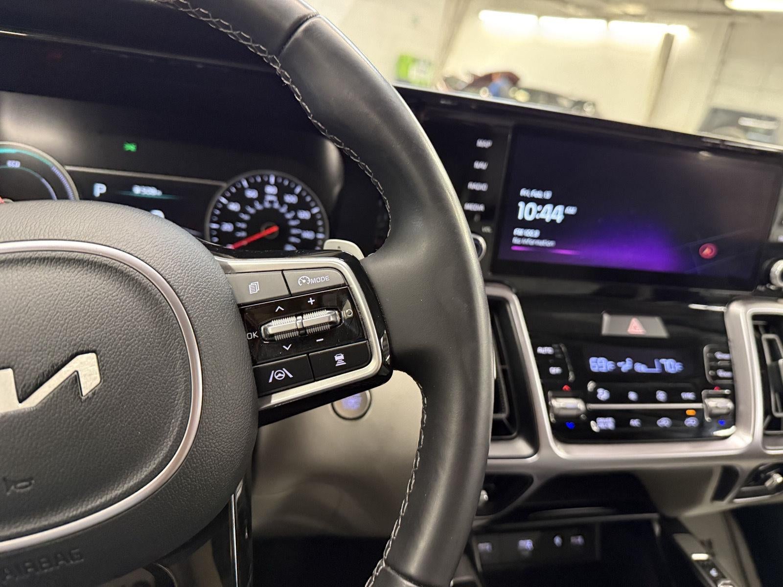 2023 Kia Sorento Hybrid EX