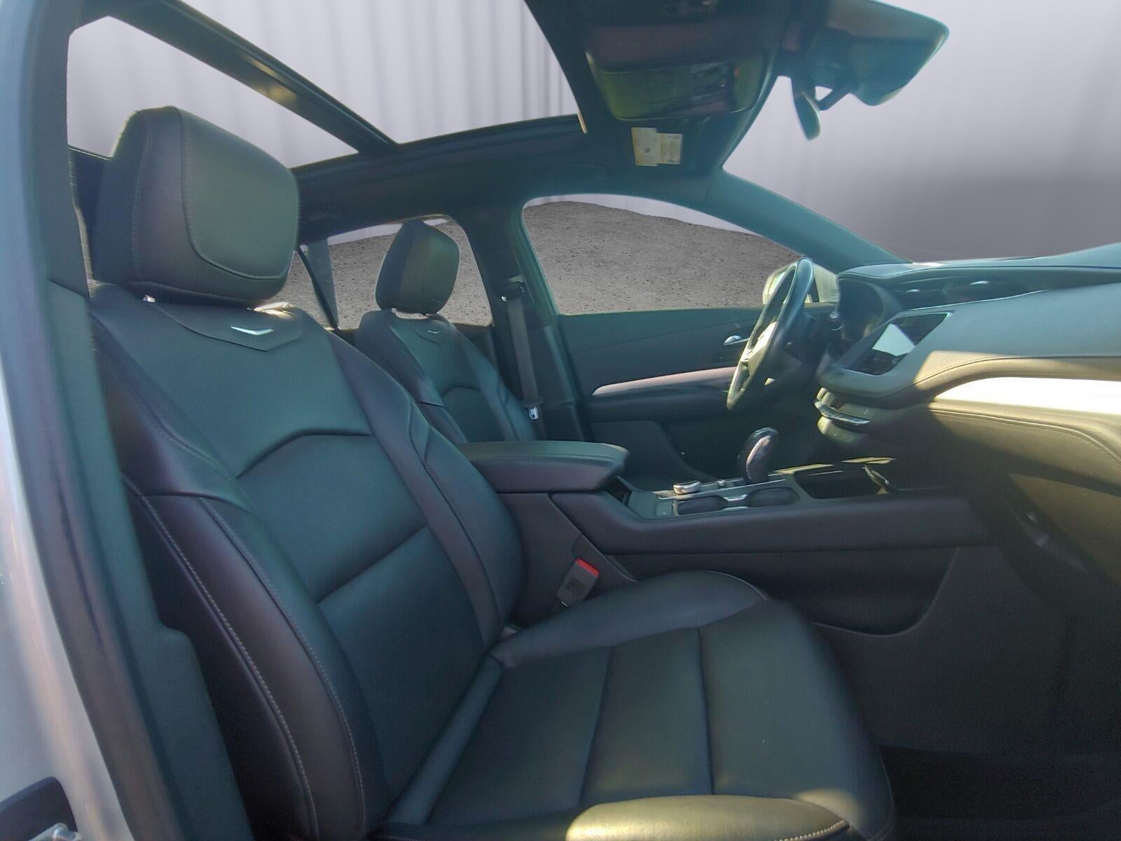 2019 Cadillac XT4 AWD Premium Luxury