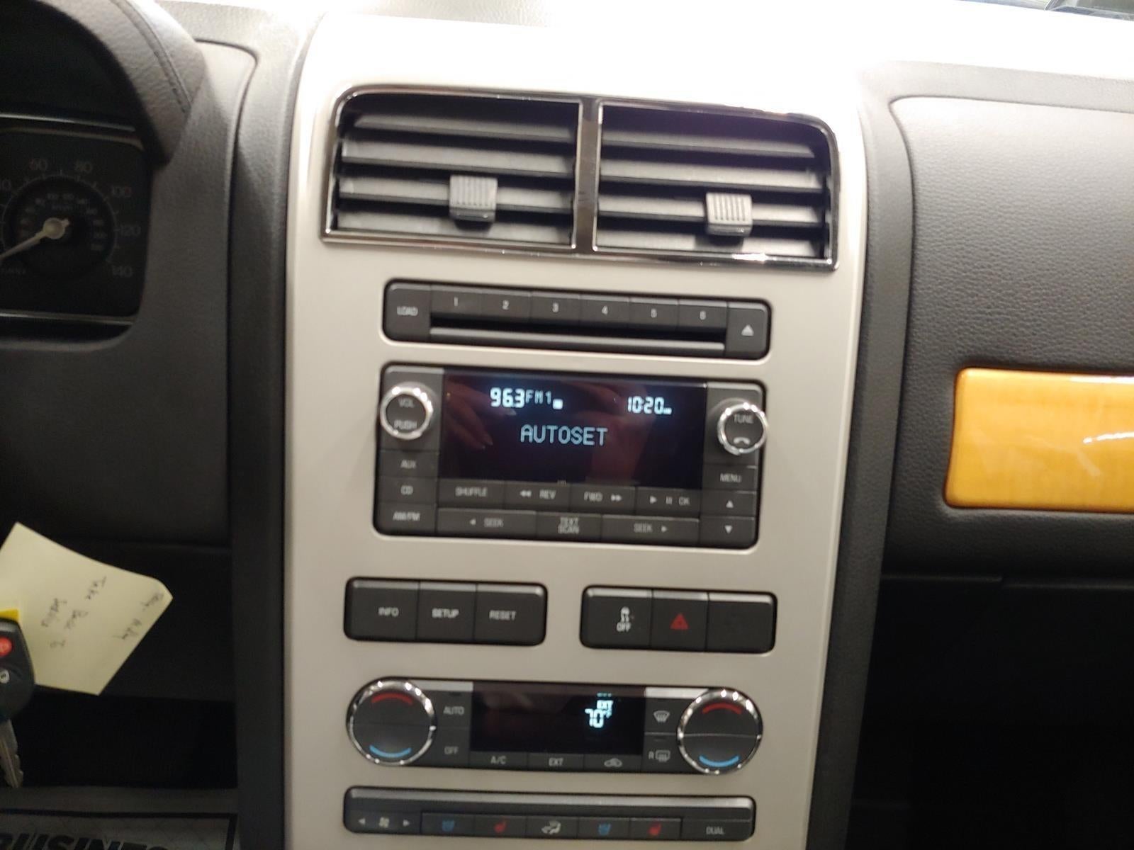2008 Lincoln MKX Base