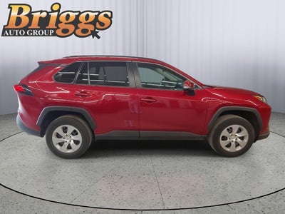 2020 Toyota RAV4 LE