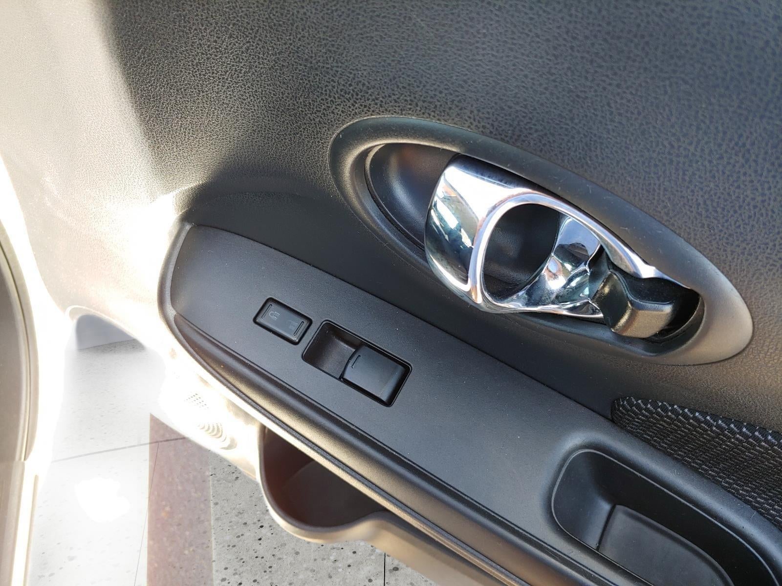 2018 Nissan Versa Sedan SV