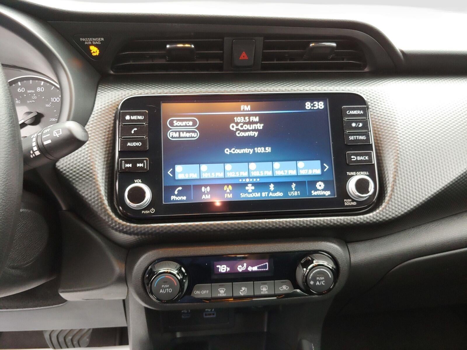 2022 Nissan Kicks SV