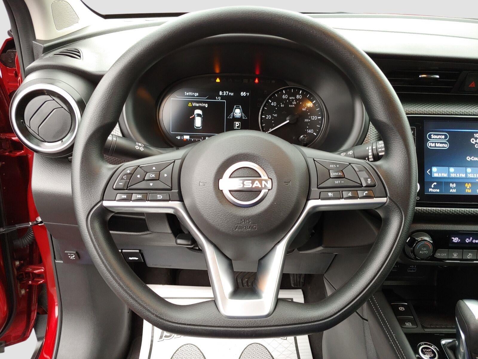 2022 Nissan Kicks SV