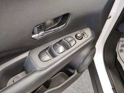 2022 Nissan Kicks SV