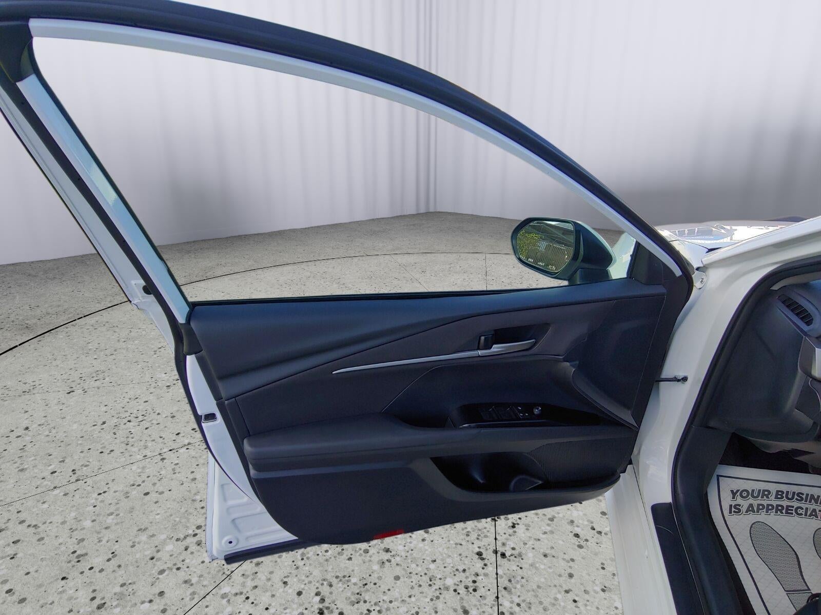 2025 Toyota CAMRY Base