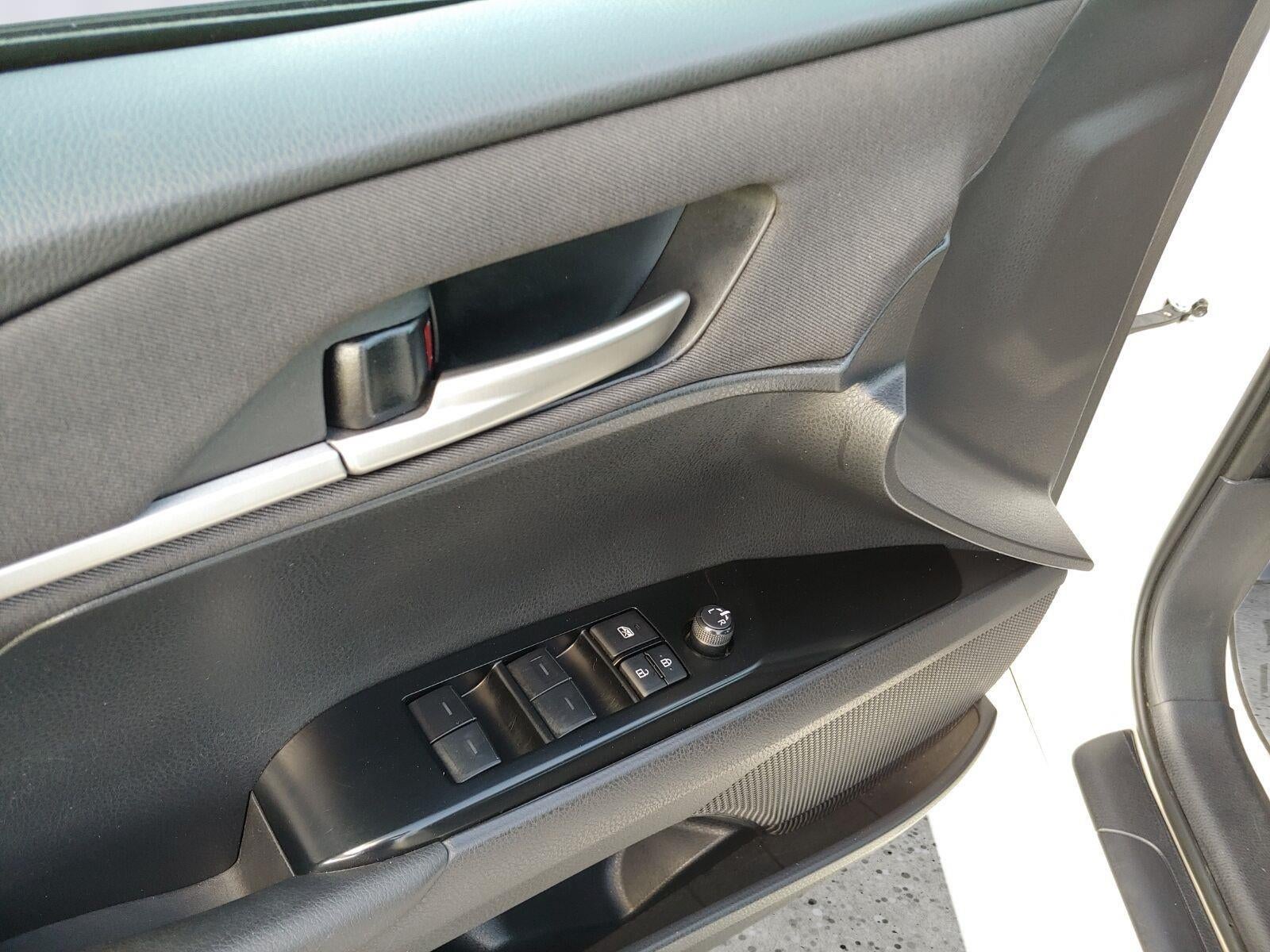 2025 Toyota CAMRY Base