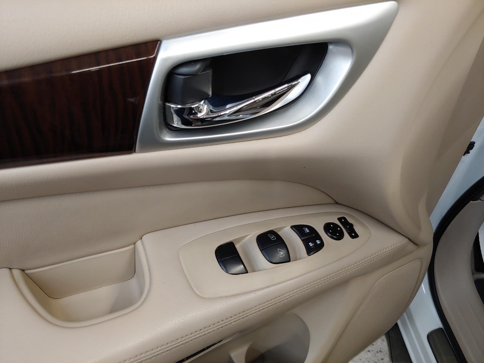 2015 Nissan Pathfinder Platinum