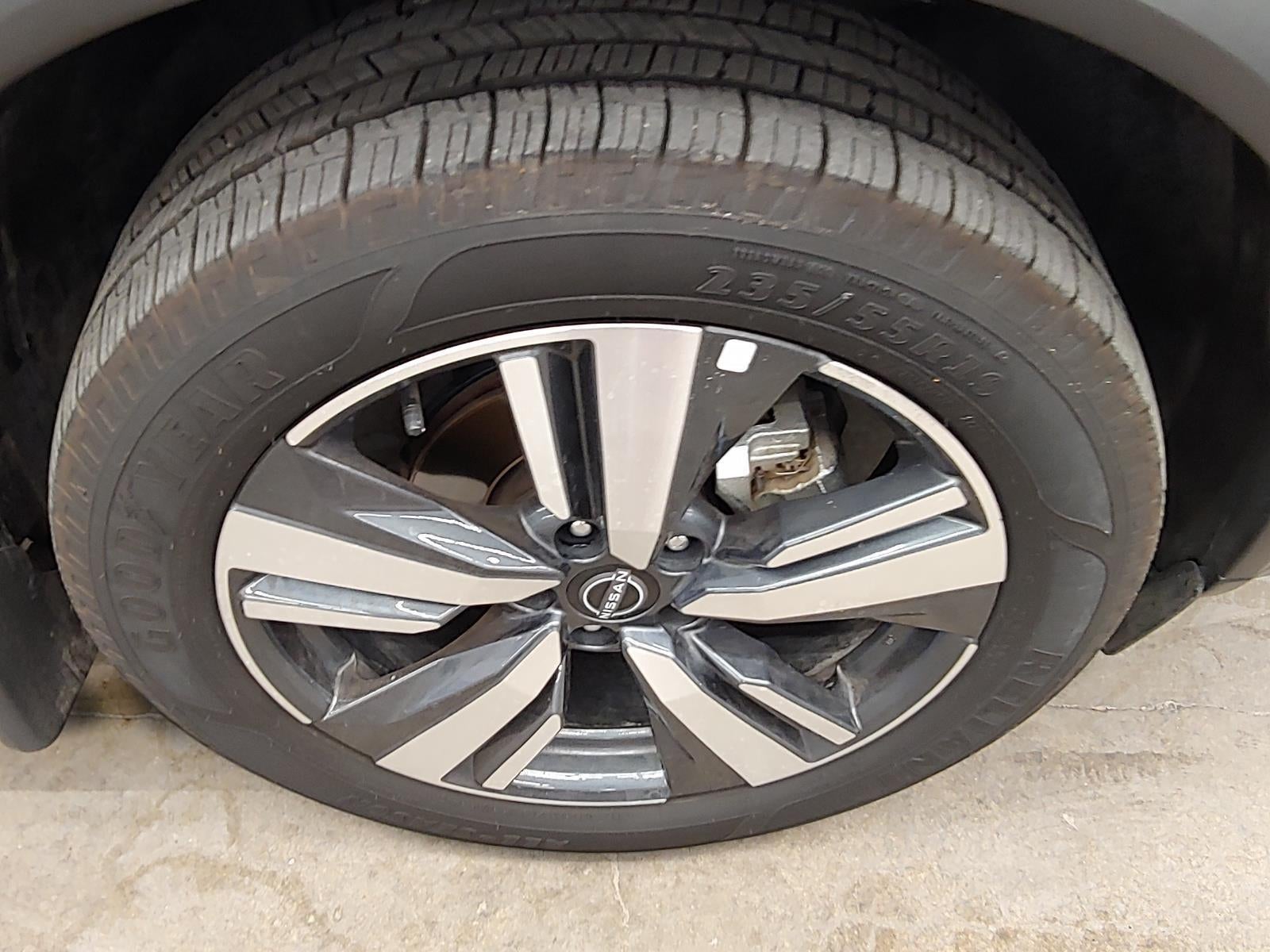 2024 Nissan Rogue SL