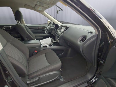 2020 Nissan Pathfinder S