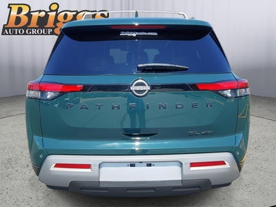 2024 Nissan Pathfinder SL