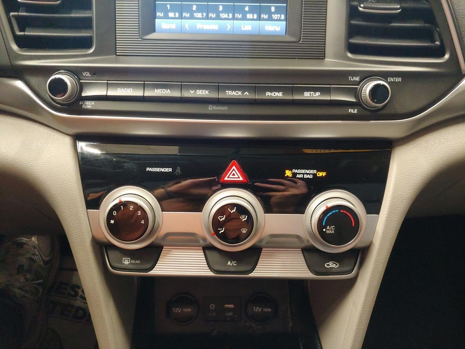 2019 Hyundai Elantra SE