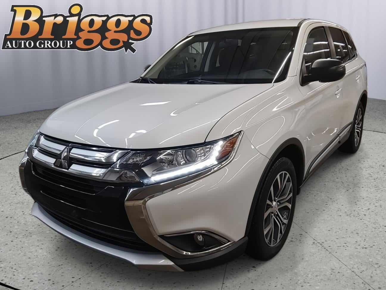 2017 Mitsubishi Outlander ES
