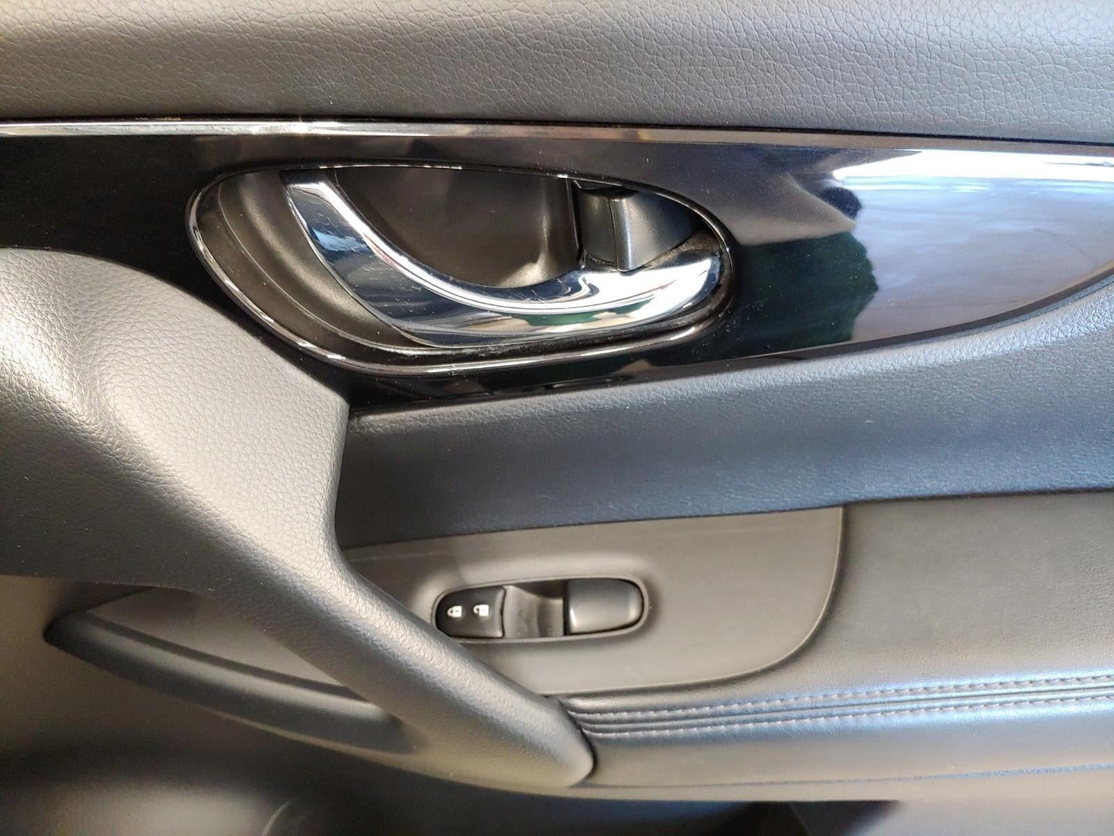 2021 Nissan Rogue Sport SV