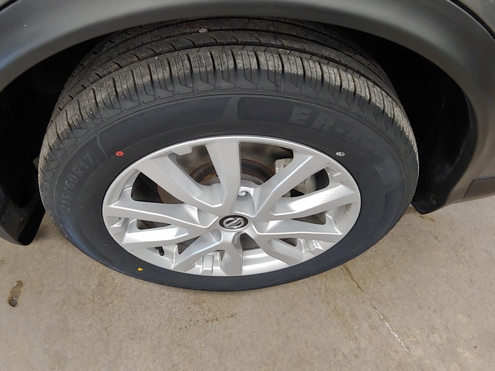 2021 Nissan Rogue Sport SV