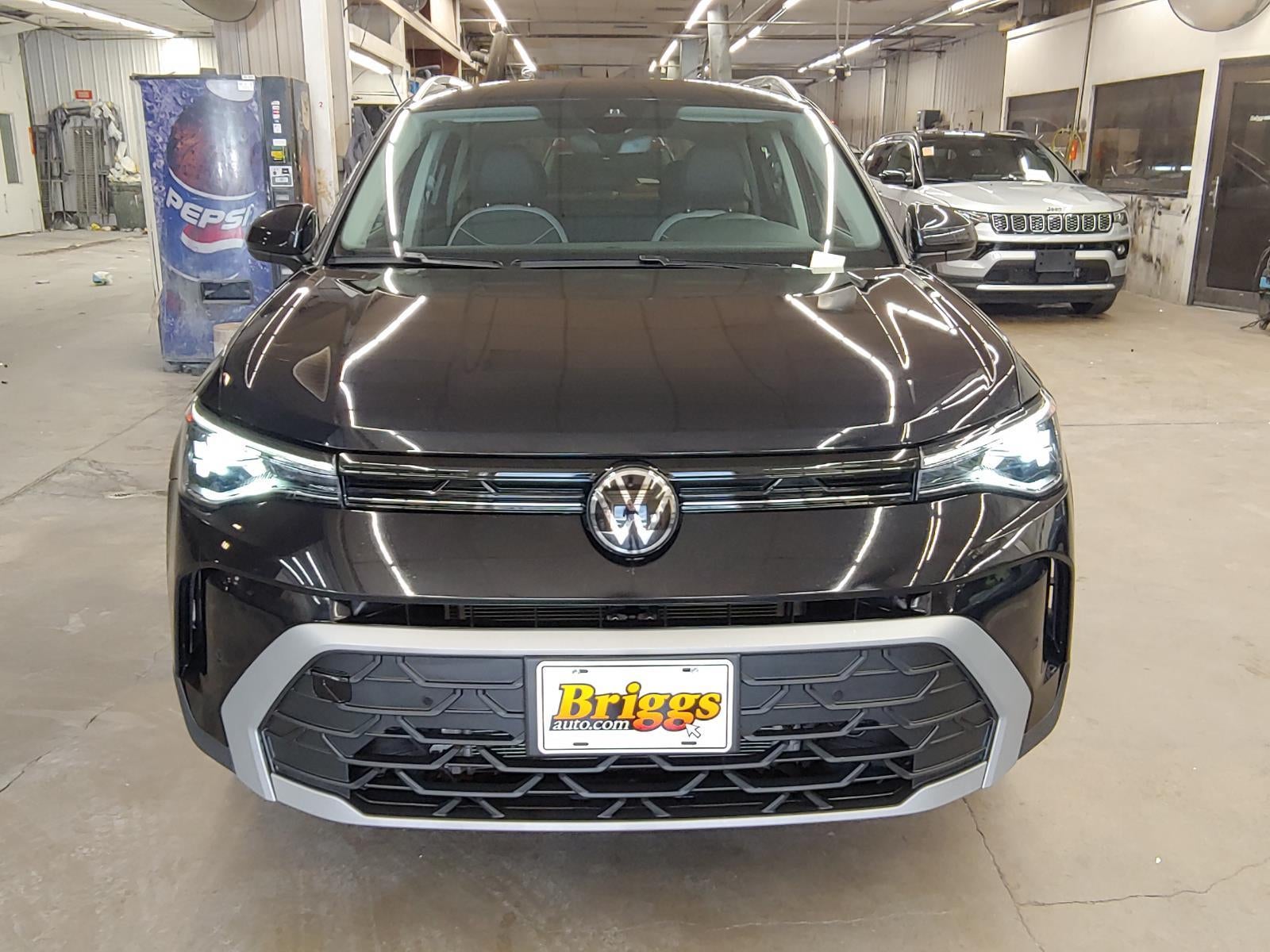 2025 Volkswagen Taos SE