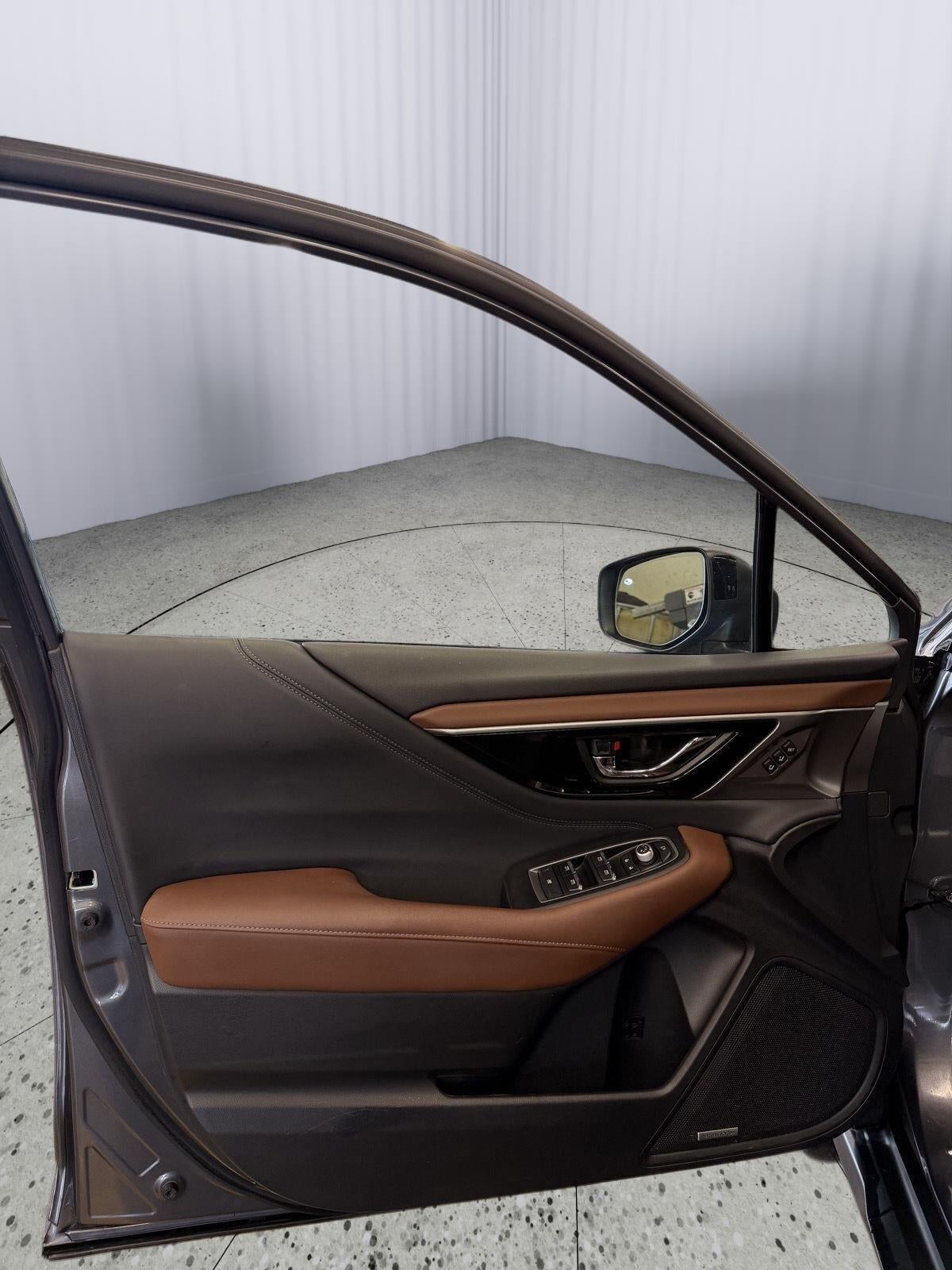 2022 Subaru Outback Touring XT