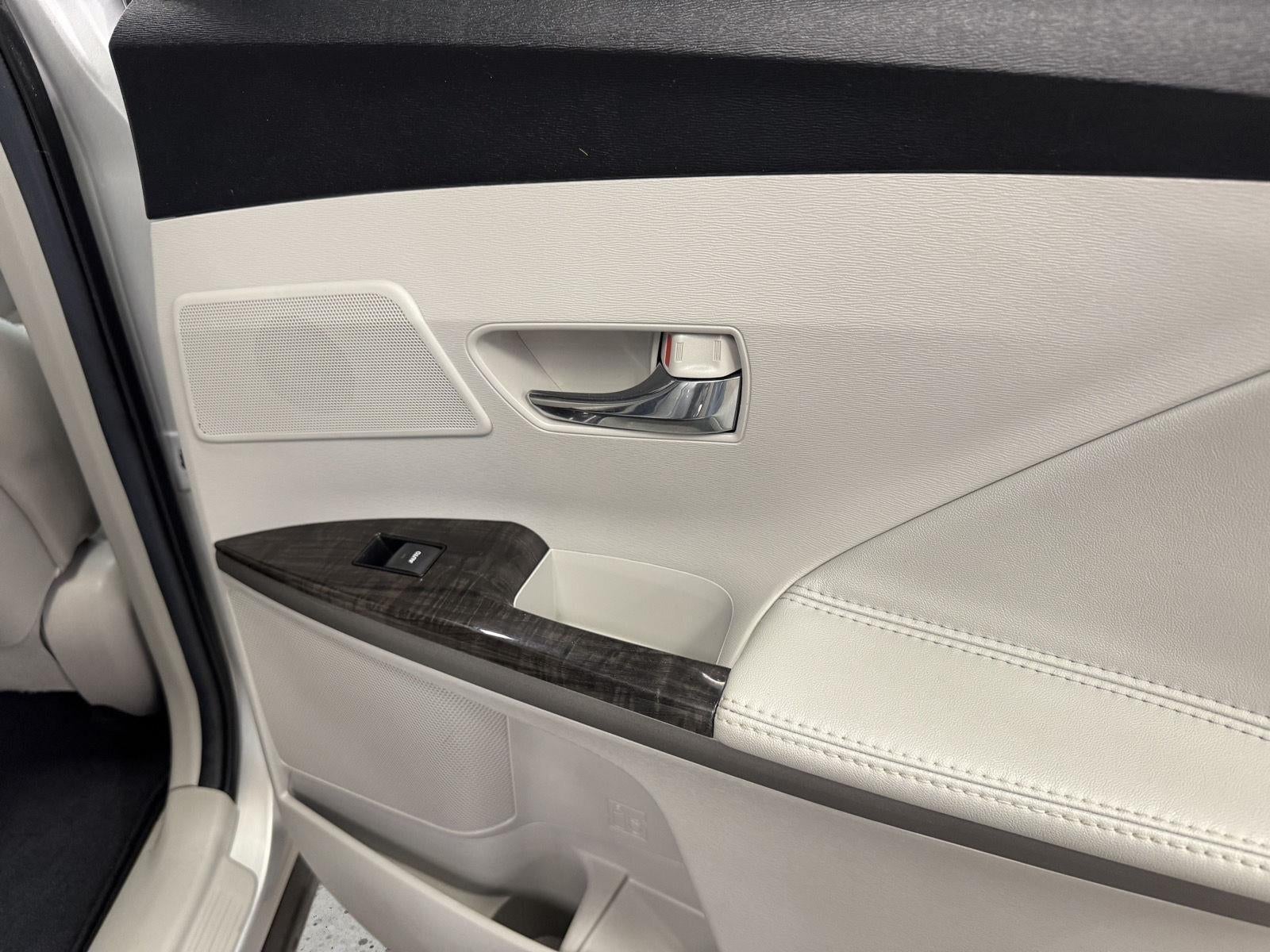 2013 Toyota VENZA Limited